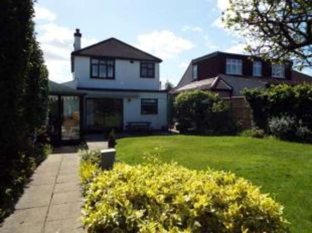  Image of 3 bedroom Detached house for sale in Glanville Drive Hornchurch RM11 at Hornchurch  Havering, RM11 3SY