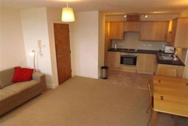  Image of 1 bedroom Flat to rent in Union Road Macclesfield SK11 at Macclesfield, SK11 7BF