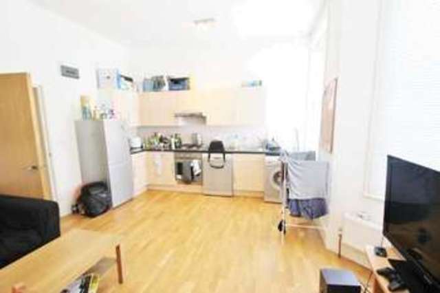 Image of 2 bedroom Flat to rent in Huddleston Road London N7 at Holloway London Holloway, N7 0EH