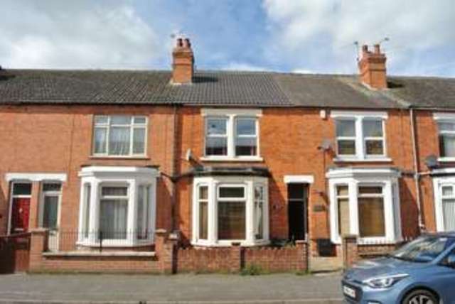 Image of 3 bedroom Terraced house for sale in Huntingtower Road Grantham NG31 at Huntingtower Road  Grantham, NG31 7AZ