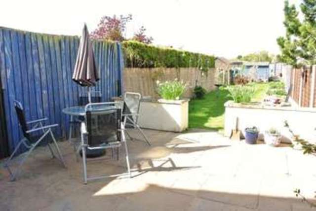  Image of 3 bedroom Terraced house for sale in Huntingtower Road Grantham NG31 at Huntingtower Road  Grantham, NG31 7AZ