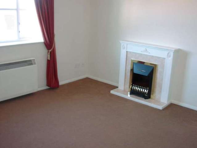  Image of 2 bedroom Flat to rent in Hursley Road Chandler