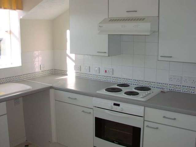  Image of 2 bedroom Flat to rent in Hursley Road Chandler