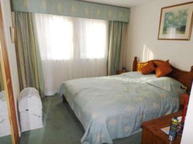  Image of 3 bedroom Flat for sale in Hutton Kelvindale Glasgow G12 at Anniesland Glasgow Glasgow, G12 0FF