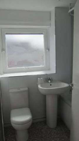  Image of 1 bedroom Flat for sale in Inchkeith Avenue South Queensferry EH30 at Edinburgh EH30 9QP Edinburgh, EH30 9QP