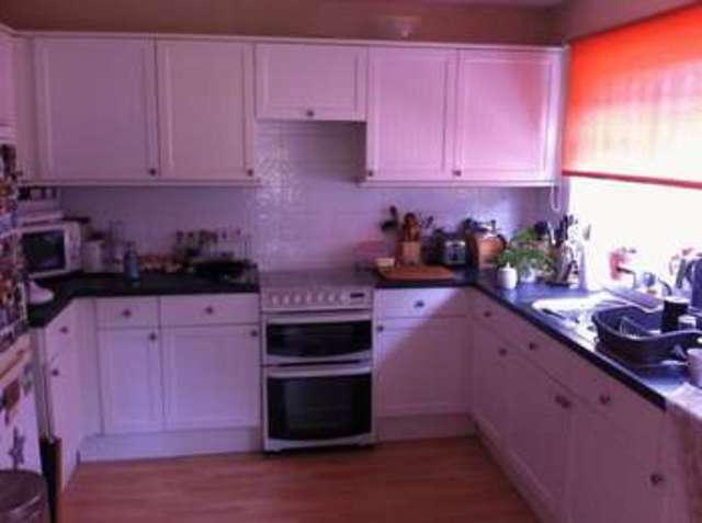  Image of 4 bedroom Detached house to rent in Inchkeith Road Plymouth PL6 at Inchkeith Road  Plymouth, PL6 6EJ