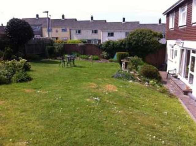  Image of 4 bedroom Detached house to rent in Inchkeith Road Plymouth PL6 at Inchkeith Road  Plymouth, PL6 6EJ
