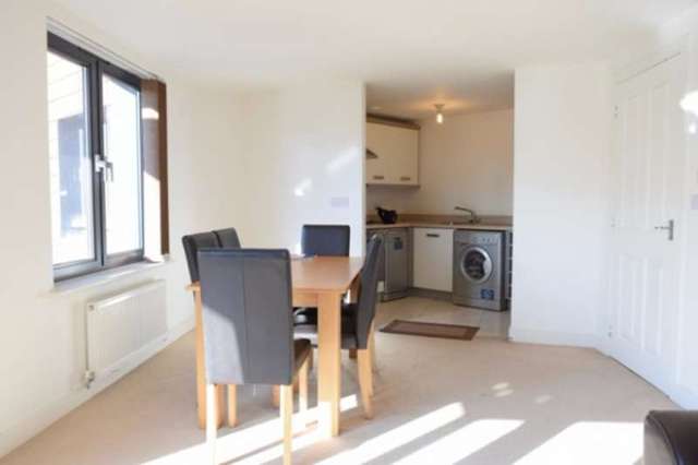  Image of 2 bedroom Apartment to rent in Bramley Crescent Ilford IG2 at Bramley Crescent  Ilford, IG2 6NU