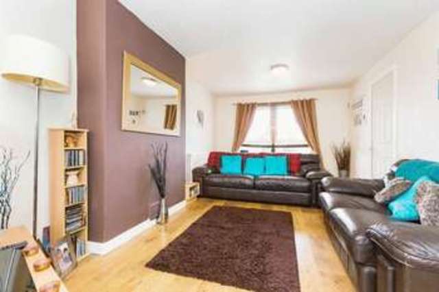  Image of 3 bedroom Terraced house for sale in Iona Road Dunfermline KY11 at Iona Road  Dunfermline, KY11 4ED