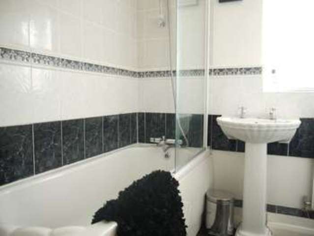  Image of 1 bedroom Terraced house to rent in Jenkyns Close Botley Southampton SO30 at Jenkyns Close Botley Southampton, SO30 2UQ