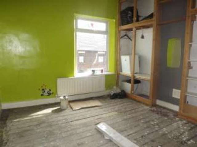  Image of 2 bedroom Terraced house for sale in Josiah Wedgwood Street Hanley Stoke-on-Trent ST1 at Stoke-on-Trent Staffordshire Hanley, ST1 4DG