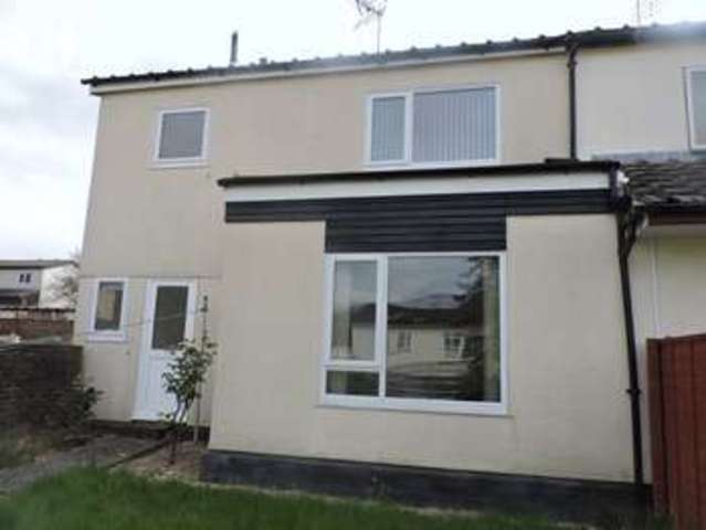  Image of 3 bedroom Terraced house for sale in Kenilworth Road Basingstoke RG23 at Kenilworth Road  Basingstoke, RG23 8JN