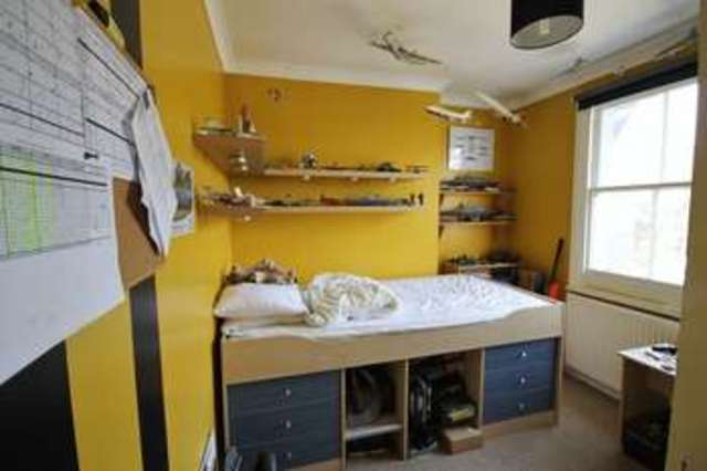  Image of 2 bedroom Flat for sale in Keymer Road Burgess Hill RH15 at Keymer Road  Burgess Hill, RH15 0AD