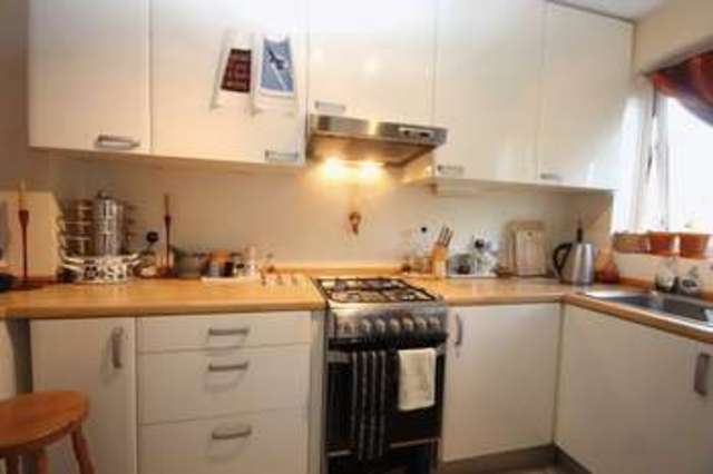  Image of 2 bedroom Terraced house for sale in Rutters Close Kidlington OX5 at Rutters Close  Kidlington, OX5 1SN