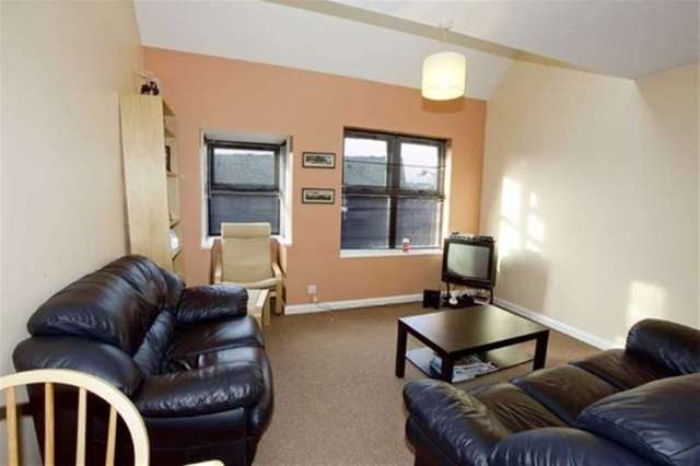  Image of 2 bedroom Flat for sale in Kinburn Street London SE16 at Rotherhithe, SE16 6DW