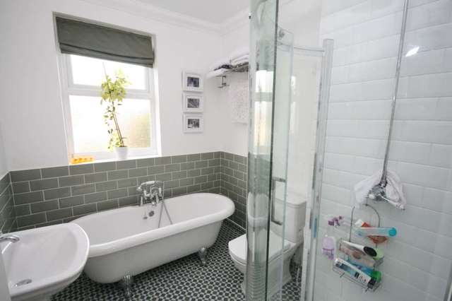  Image of 4 bedroom Detached house for sale in King Georges Road Pilgrims Hatch Brentwood CM15 at King Georges Road  Brentwood, CM15 9LS