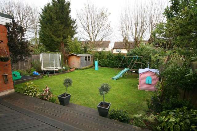  Image of 4 bedroom Detached house for sale in King Georges Road Pilgrims Hatch Brentwood CM15 at King Georges Road  Brentwood, CM15 9LS