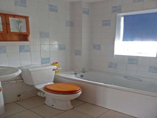  Image of 2 bedroom Property to rent in Kings Meadow Close Wetherby LS22 at Wetherby LS22 Wetherby, LS22 7FU