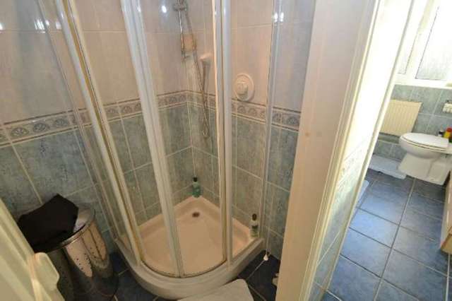  Image of 3 bedroom Detached house for sale in Kirton Avenue Long Eaton Nottingham NG10 at Kirton Avenue  Long Eaton, NG10 1BT