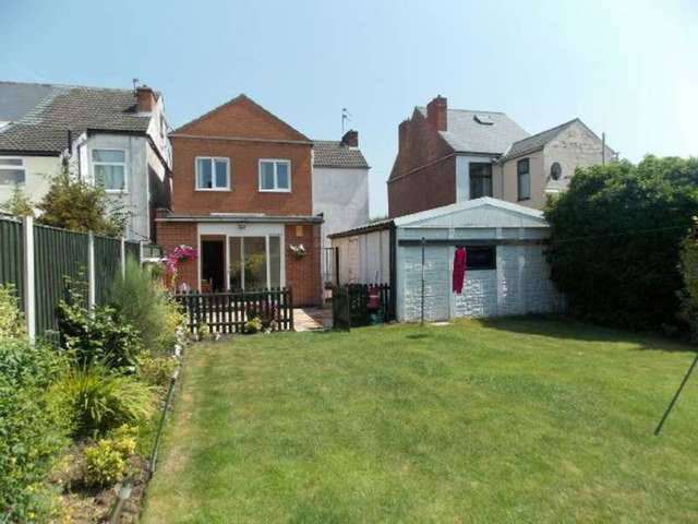  Image of 3 bedroom Detached house for sale in Kirton Avenue Long Eaton Nottingham NG10 at Kirton Avenue  Long Eaton, NG10 1BT