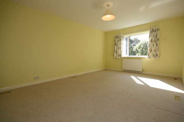  Image of 3 bedroom Ground Flat for sale in Park Crescent Southport PR9 at Hesketh Park Southport Banks, PR9 9NW