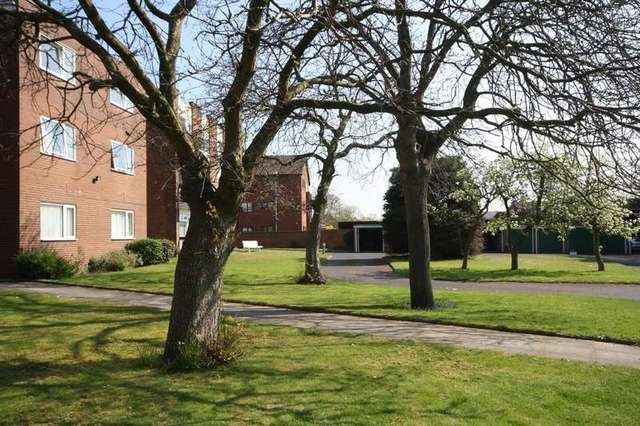  Image of 3 bedroom Ground Flat for sale in Park Crescent Southport PR9 at Hesketh Park Southport Banks, PR9 9NW