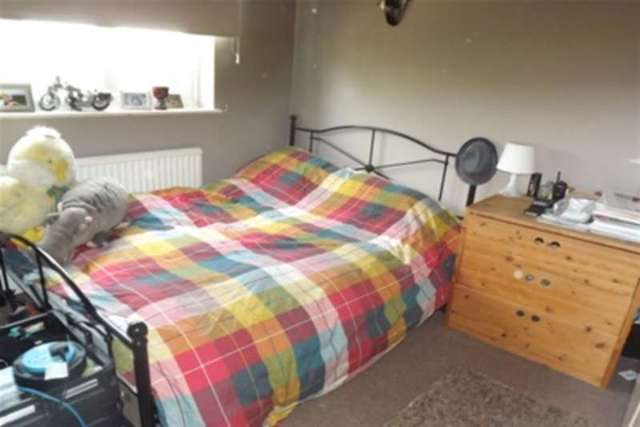  Image of 3 bedroom Detached house to rent in Knole Road Nottingham NG8 at Nottingham, NG8 2DB