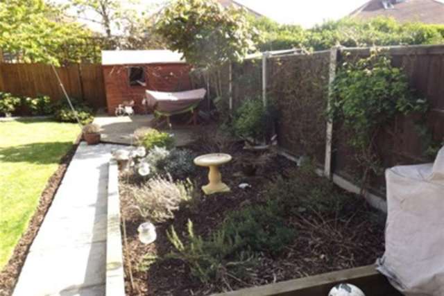  Image of 3 bedroom Detached house to rent in Knole Road Nottingham NG8 at Nottingham, NG8 2DB