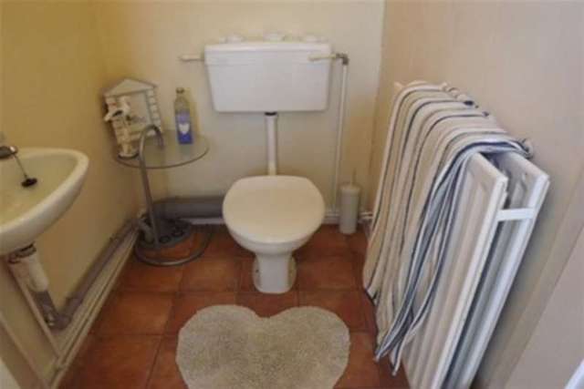  Image of 3 bedroom Detached house to rent in Knole Road Nottingham NG8 at Nottingham, NG8 2DB