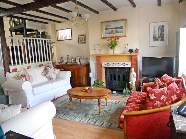  Image of 2 bedroom Property for sale in Back Street Bramham Wetherby LS23 at Bramham Wetherby Wetherby, LS23 6RB