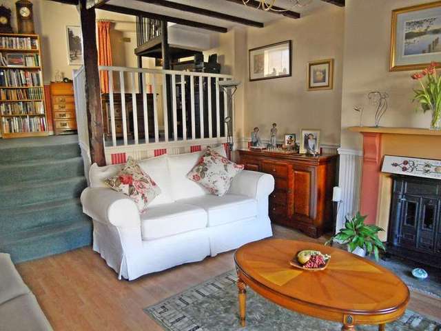  Image of 2 bedroom Property for sale in Back Street Bramham Wetherby LS23 at Bramham Wetherby Wetherby, LS23 6RB