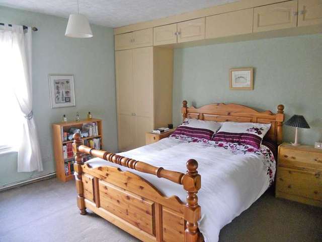  Image of 2 bedroom Property for sale in Back Street Bramham Wetherby LS23 at Bramham Wetherby Wetherby, LS23 6RB