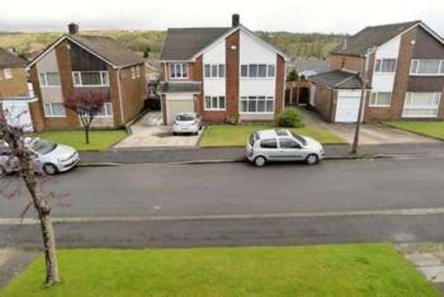  Image of 4 bedroom Detached house for sale in Lakelands Drive Bolton BL3 at Lakelands Drive  Bolton, BL3 4NN