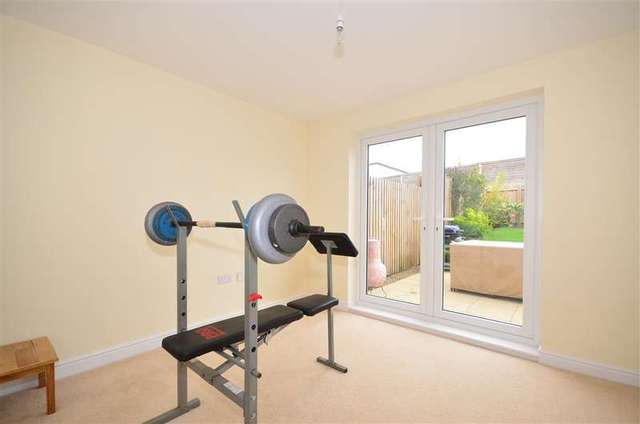  Image of 4 bedroom Town House for sale in Lakeside Avenue Faversham ME13 at Faversham Kent Faversham, ME13 7FE