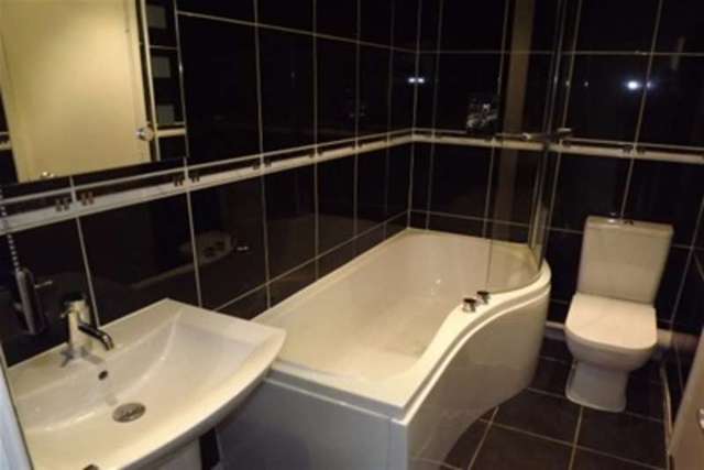  Image of 2 bedroom Detached house to rent in Lancing Avenue Stafford ST17 at Stafford, ST17 4TW