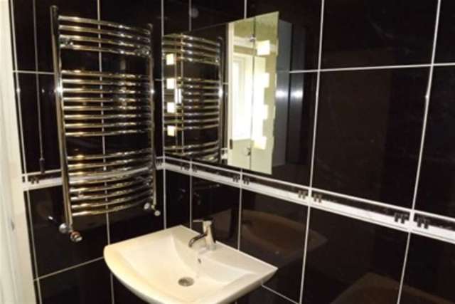  Image of 2 bedroom Detached house to rent in Lancing Avenue Stafford ST17 at Stafford, ST17 4TW