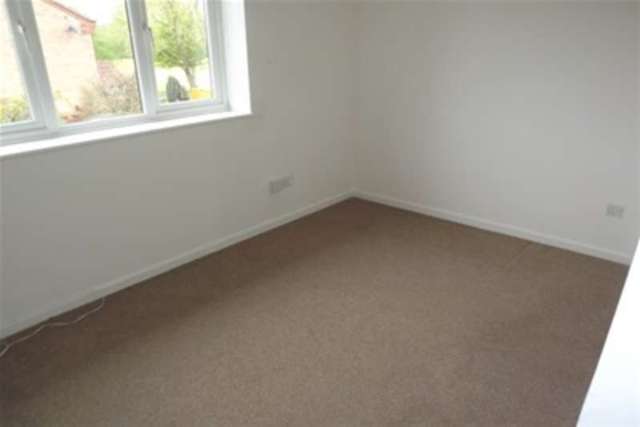  Image of 2 bedroom Detached house to rent in Lancing Avenue Stafford ST17 at Stafford, ST17 4TW