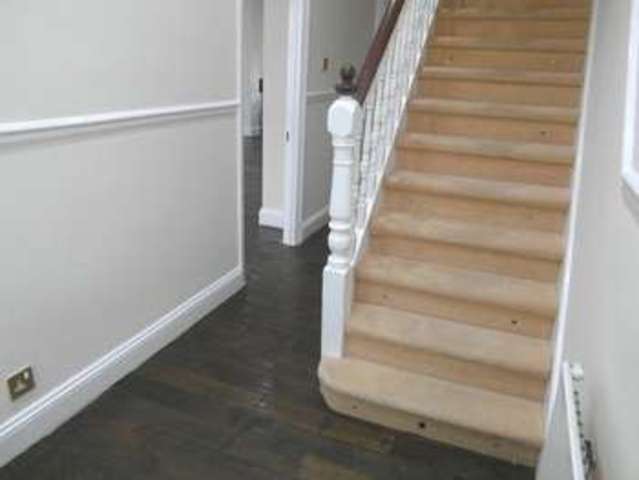  Image of 3 bedroom Terraced house to rent in Langdale Road Thornton Heath CR7 at Langdale Road  Thornton Heath, CR7 7PS