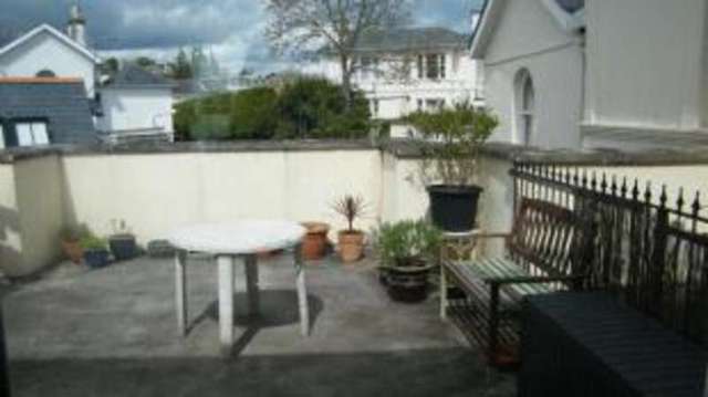  Image of 2 bedroom Flat for sale in Lansdowne Road Torquay TQ2 at Lansdowne Road Torquay Torquay, TQ2 5BP