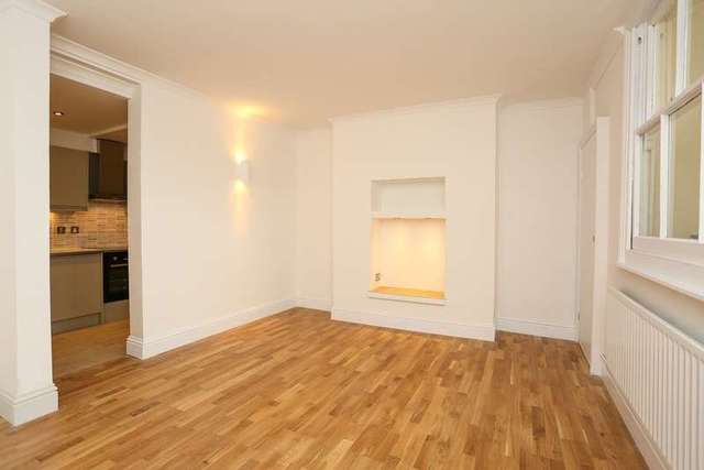  Image of 1 bedroom Flat for sale in Lansdowne Street Hove BN3 at Hove Hove, BN3 1FT