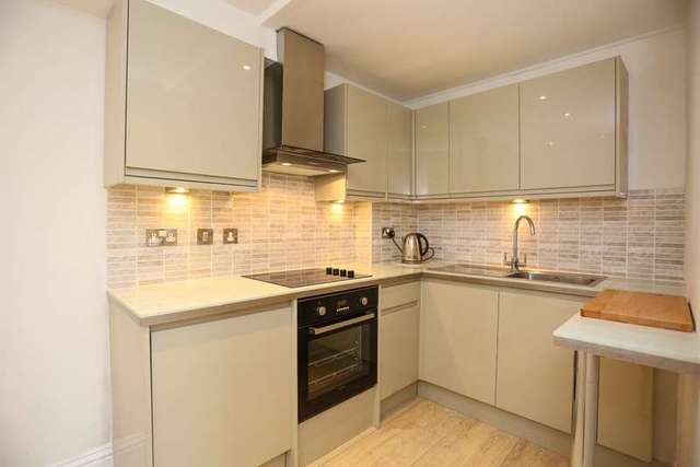  Image of 1 bedroom Flat for sale in Lansdowne Street Hove BN3 at Hove Hove, BN3 1FT