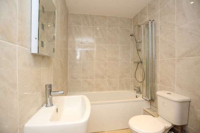  Image of 1 bedroom Flat for sale in Lansdowne Street Hove BN3 at Hove Hove, BN3 1FT