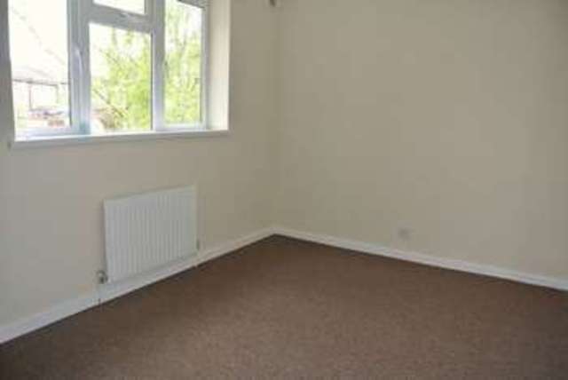  Image of 2 bedroom Flat for sale in Larch Close Grantham NG31 at Larch Close  Grantham, NG31 7XL