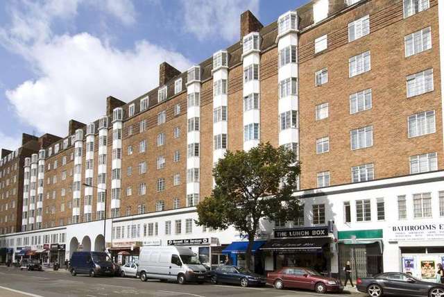  Image of 2 bedroom Flat to rent in Hammersmith Road London W6 at Latymer Court  Hammersmith Road, W6 7JG