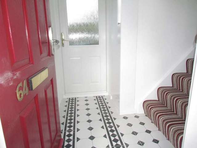  Image of 2 bedroom Flat for sale in Lea Road Sonning Common Reading RG4 at Sonning Common, RG4 9LJ