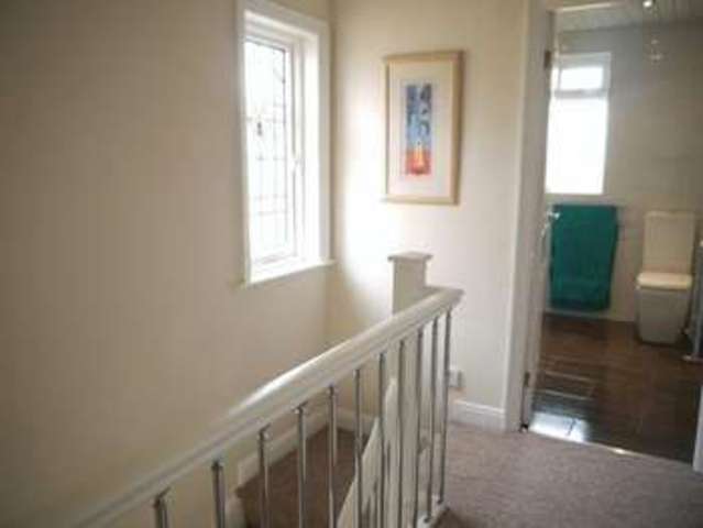  Image of 3 bedroom Semi-Detached house to rent in Leamington Drive Apperley Bridge Bradford BD10 at Leamington Drive Idle Bradford, BD10 9ST