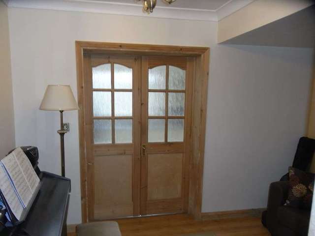  Image of 4 bedroom Semi-Detached house for sale in Leeside Barnet EN5 at Leeside  Barnet, EN5 2PD