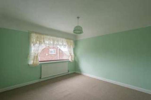  Image of 3 bedroom Semi-Detached house to rent in Leighton Avenue Maghull Liverpool L31 at Leighton Avenue  Maghull, L31 0AH