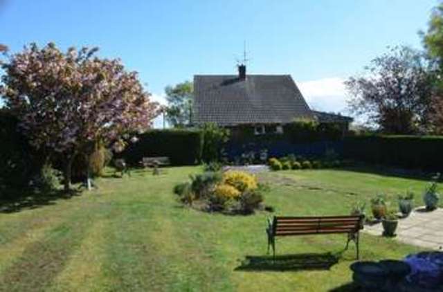  Image of 4 bedroom Detached house for sale in Leyburn Road North Hykeham Lincoln LN6 at Leyburn Road  Lincoln, LN6 8TQ