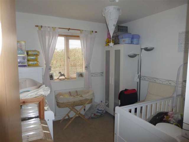  Image of 2 bedroom Flat for sale in Limehouse Court Sittingbourne ME10 at Sittingbourne Kent Sittingbourne, ME10 3TQ